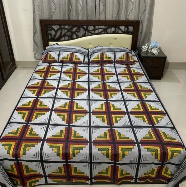 Cotton Design Bedsheet 8 x 8 foot - 3pcs Set
